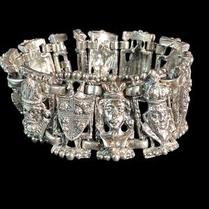 Vintage Chess Piece Large Panel Bracelet (t45)